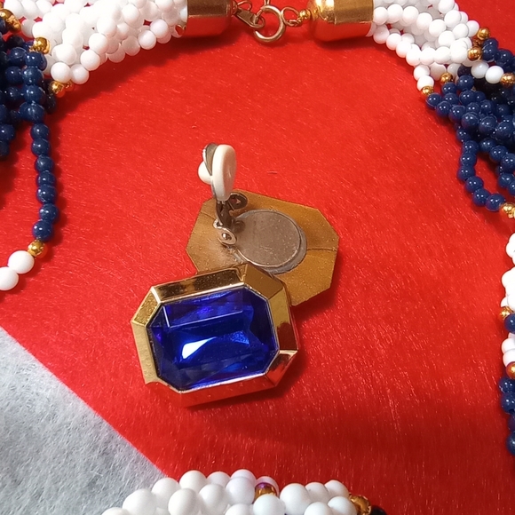 Navy & White Rope Bead Necklace Goldtone Accents AND Faux Gem Earrings - Picture 4 of 6
